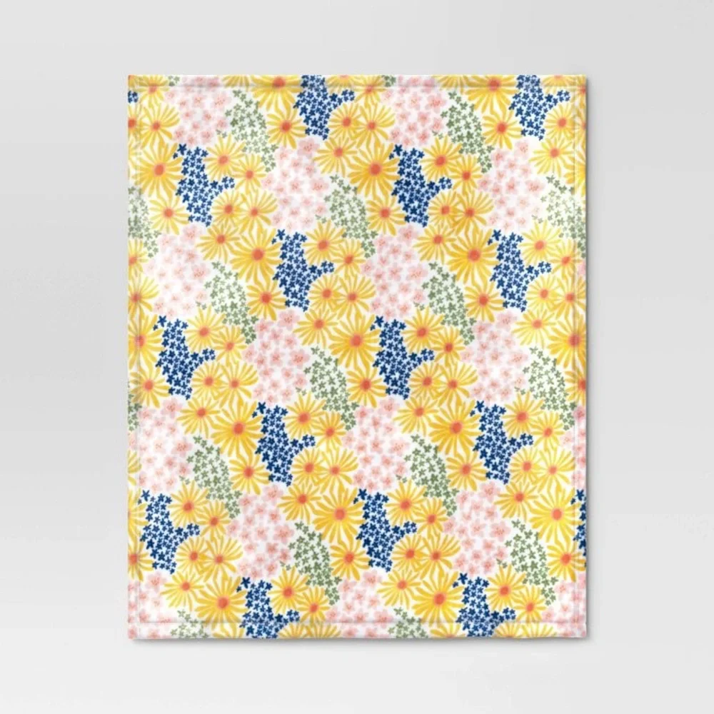 Room Essentials Printed Plush Floral Easter Throw Blanket